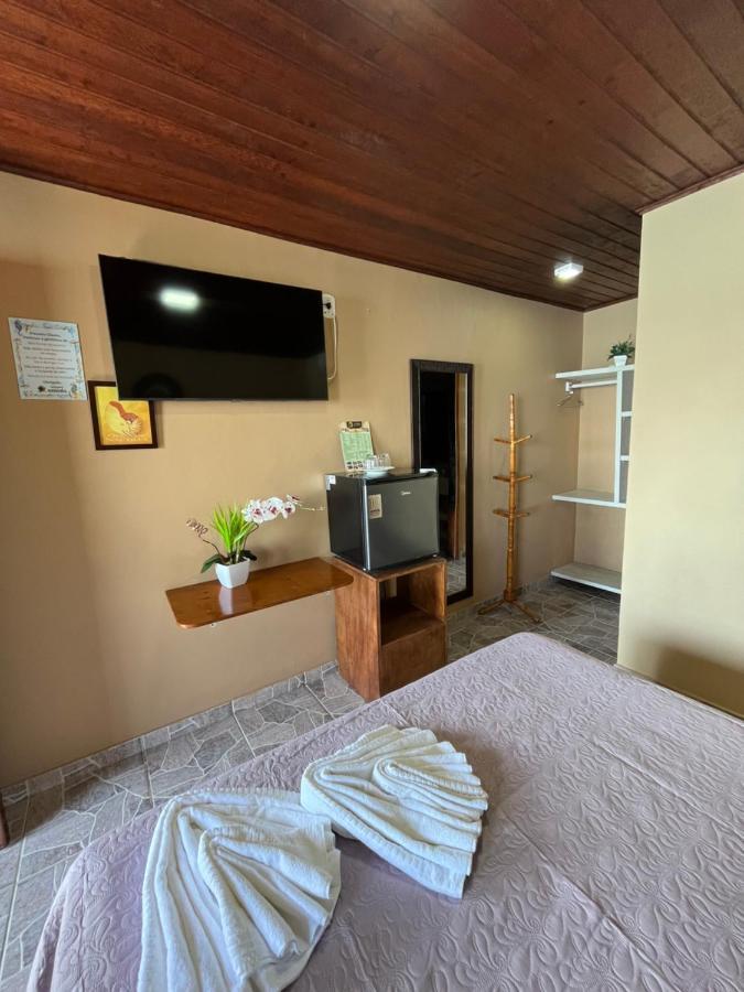 Pousada Conves - Ilha Grande Прая-ді-Арасатіба Екстер'єр фото